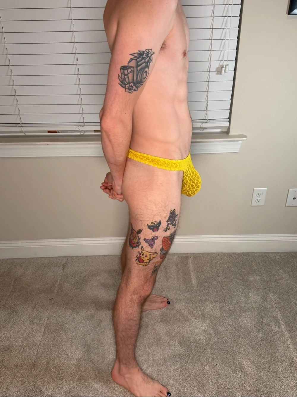 Men's Yellow Lace Low-Rise Thong Underwear